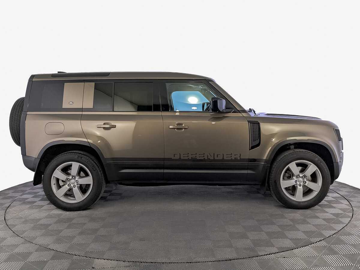 Купить Land Rover Defender 110, 2021, 51 833 км, фото №4