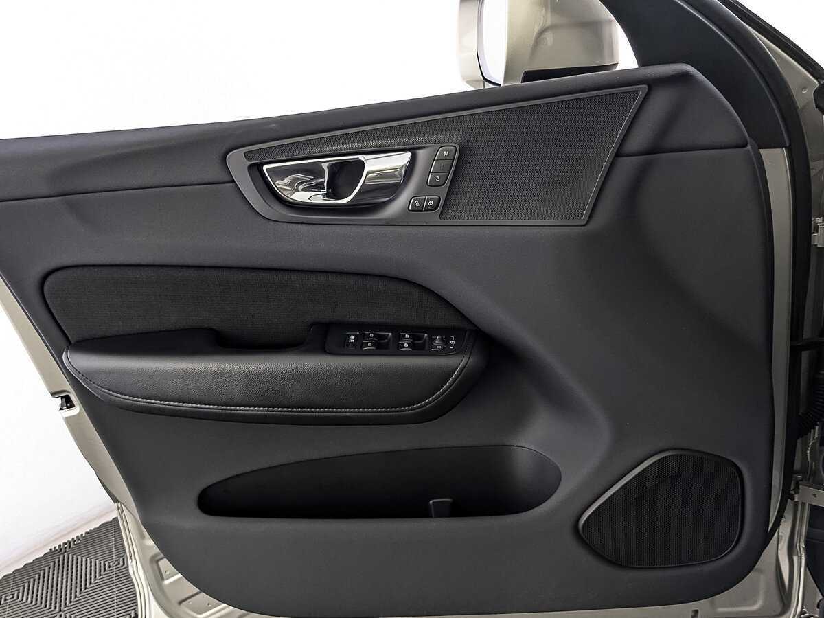 Купить Volvo XC60, 2020, 54 225 км, фото №17