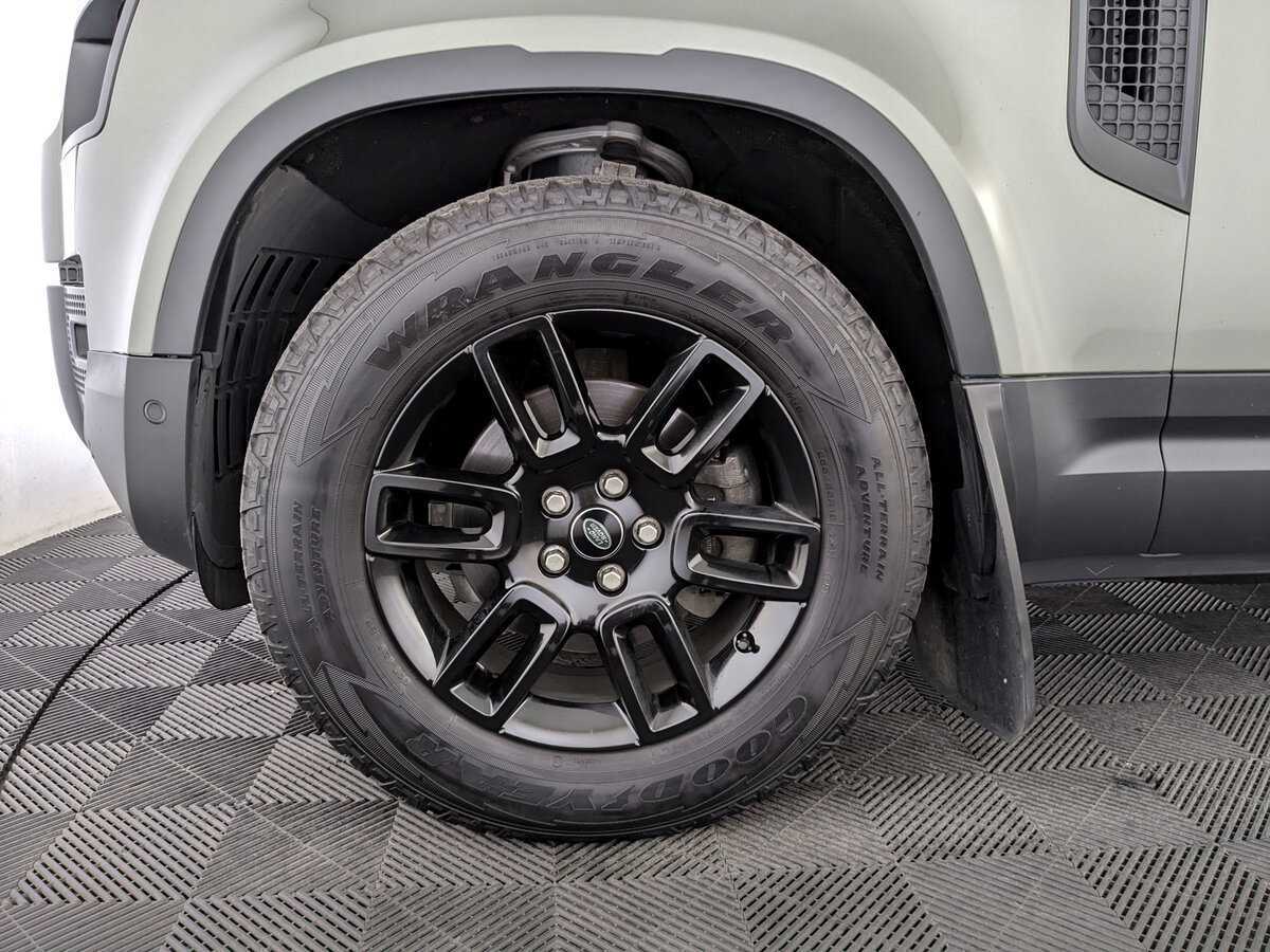 Купить Land Rover Defender 110, 2021, 66 300 км, фото №18