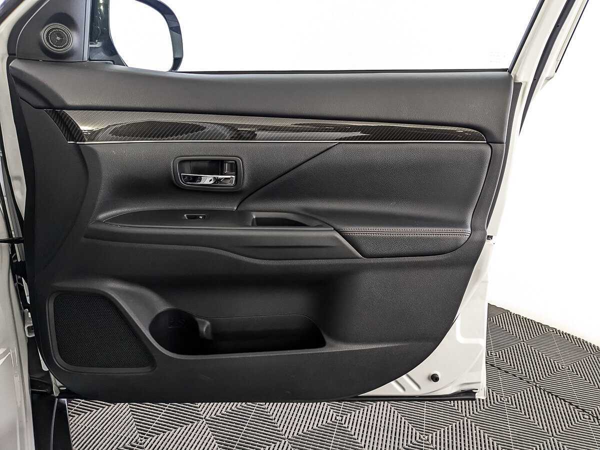 Купить Mitsubishi Outlander, 2022, 47 755 км, фото №25