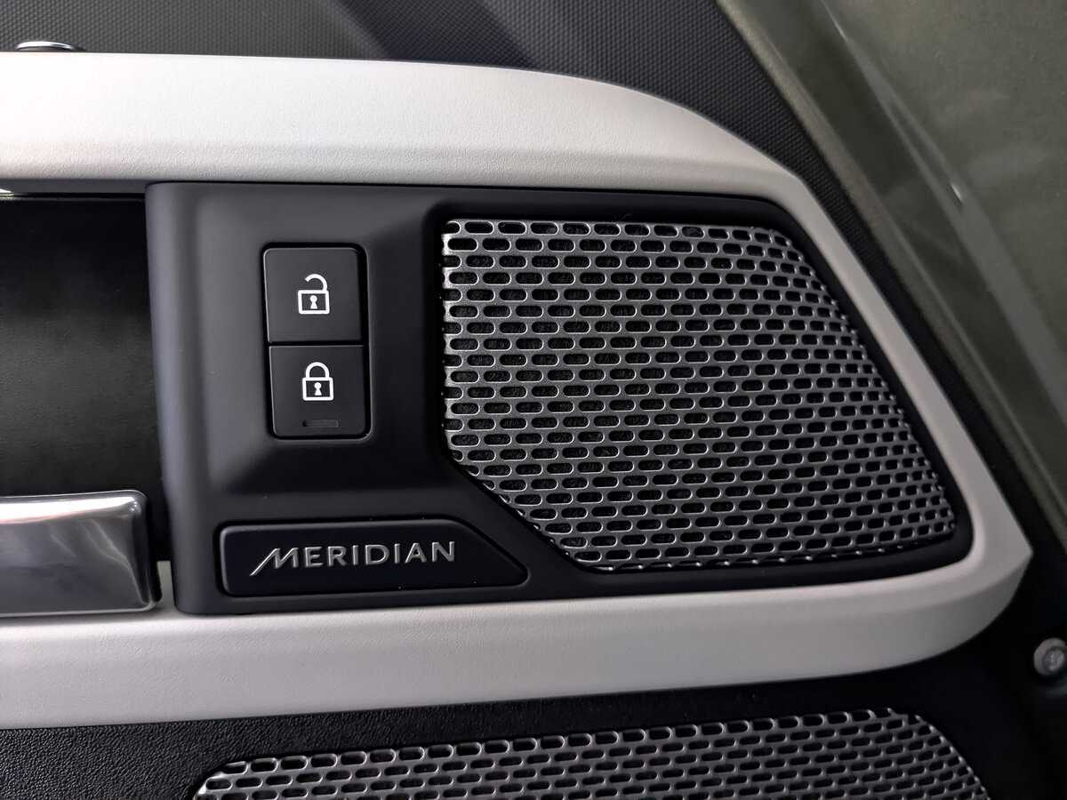 Купить Land Rover Defender 110, 2021, 61 005 км, фото №26