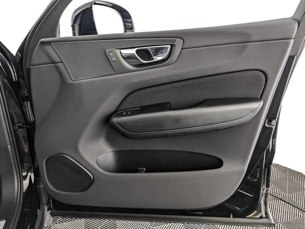 Купить Volvo XC60, 2020, 51 822 км, фото №24