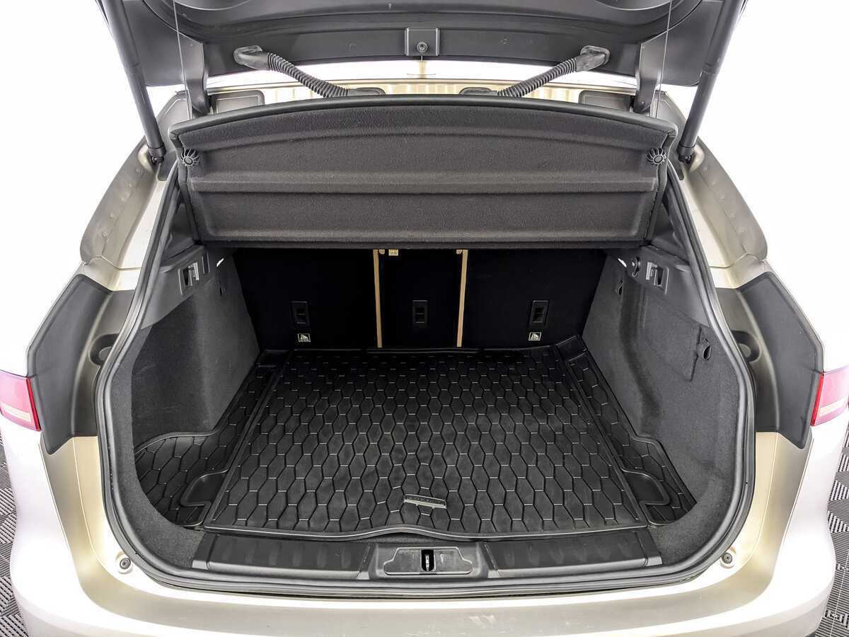 Купить Jaguar F-Pace, 2016, 29 189 км, фото №10