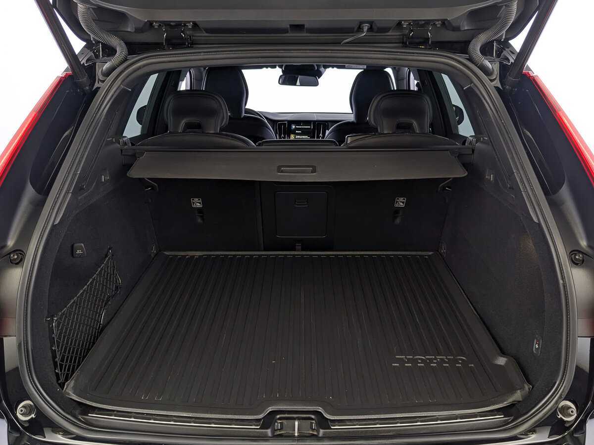 Купить Volvo XC60, 2020, 94 914 км, фото №10