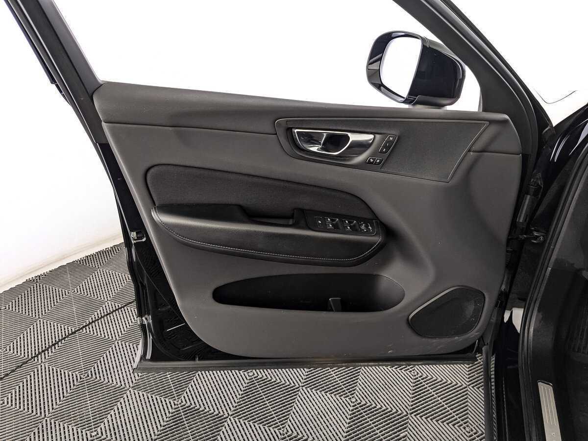 Купить Volvo XC60, 2020, 94 914 км, фото №19