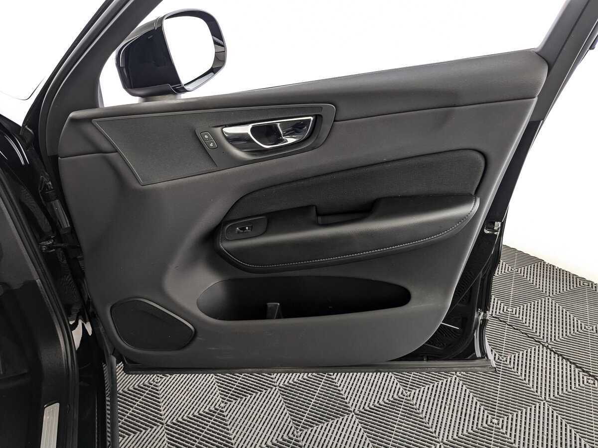Купить Volvo XC60, 2020, 94 914 км, фото №24