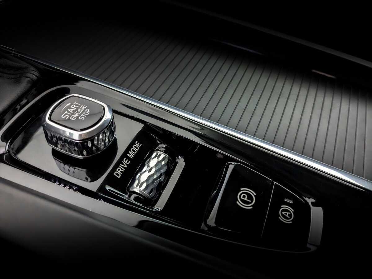 Купить Volvo XC60, 2020, 90 150 км, фото №24