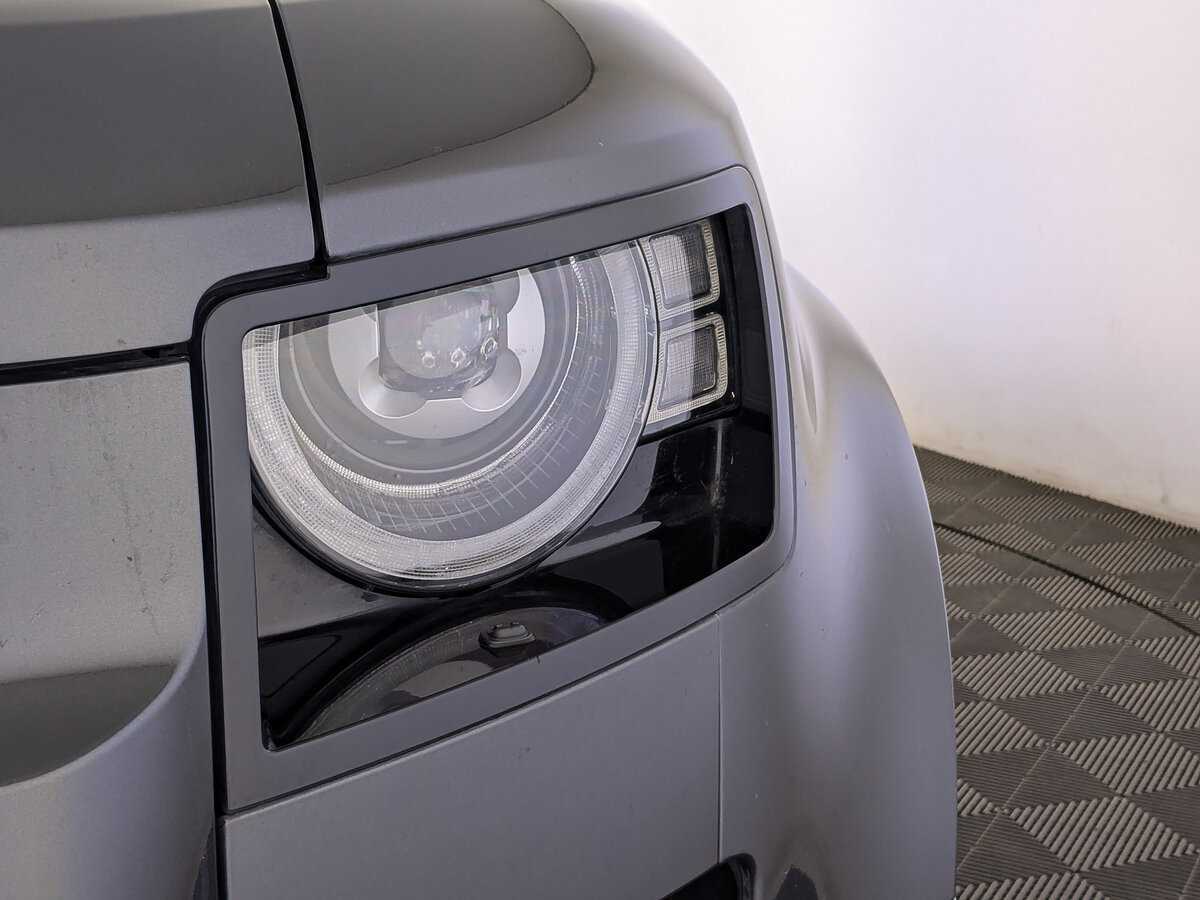 Купить Land Rover Defender 90, 2021, 52 800 км, фото №11