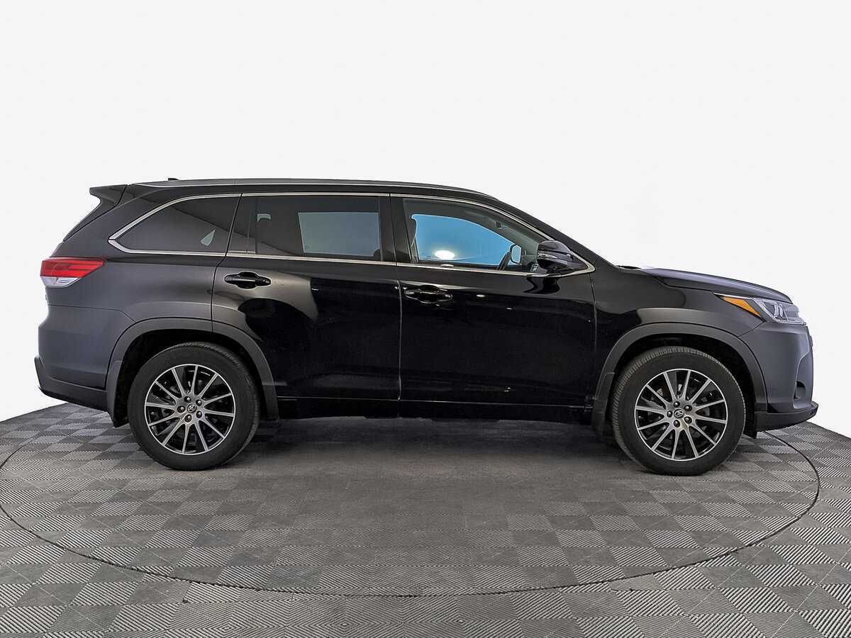 Купить Toyota Highlander, 2018, 81 700 км, фото №4