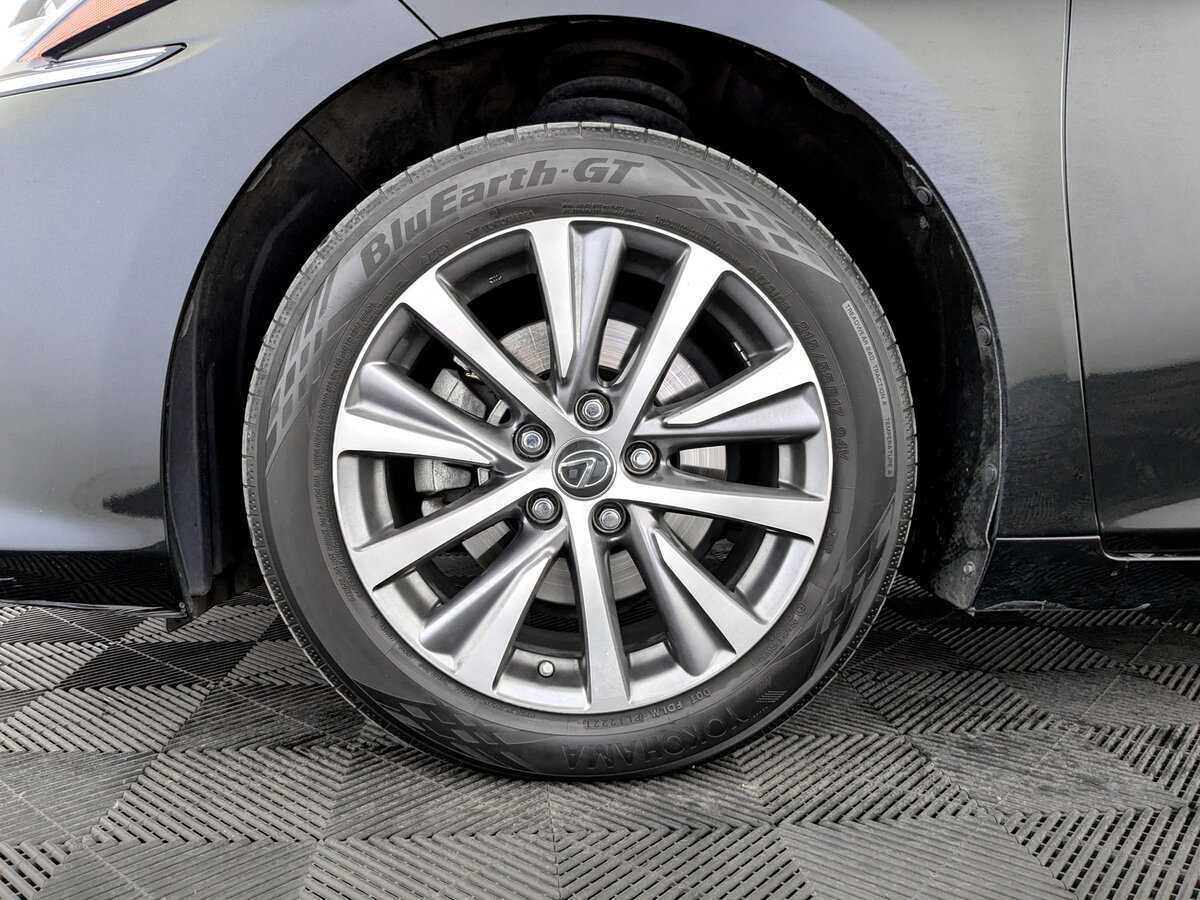 Купить Lexus ES 250, 2021, 52 110 км, фото №18