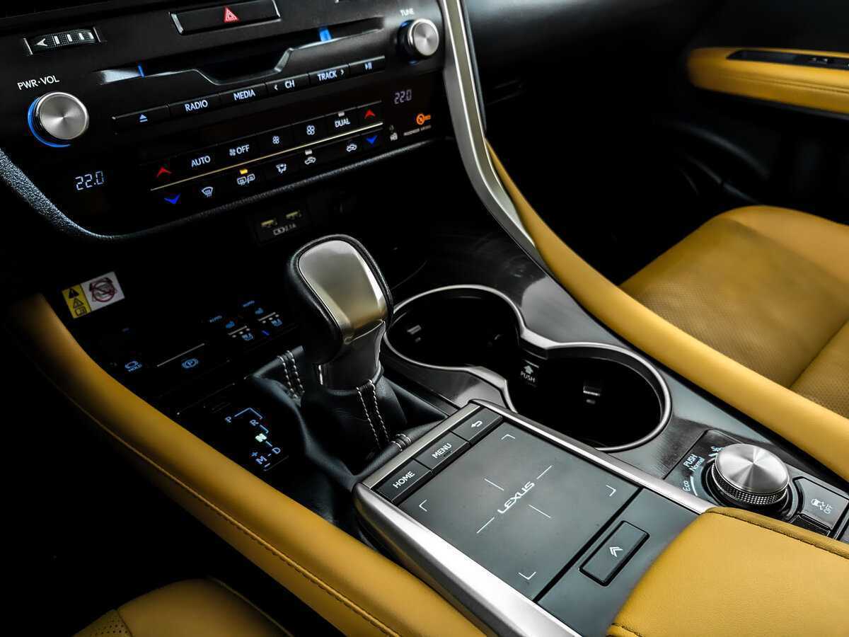 Купить Lexus RX 300, 2020, 45 000 км, фото №23