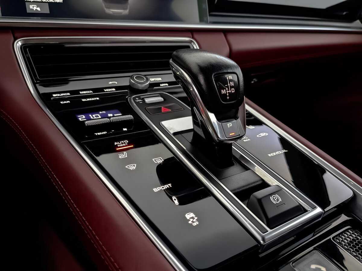 Купить Porsche Panamera 4, 2019, 96 179 км, фото №28