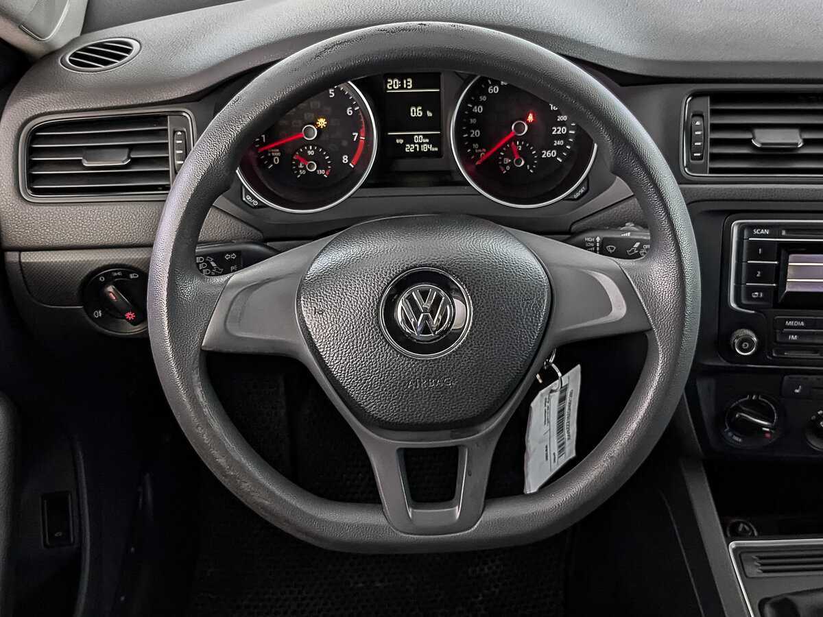 Купить Volkswagen Jetta, 2016, 227 183 км, фото №22