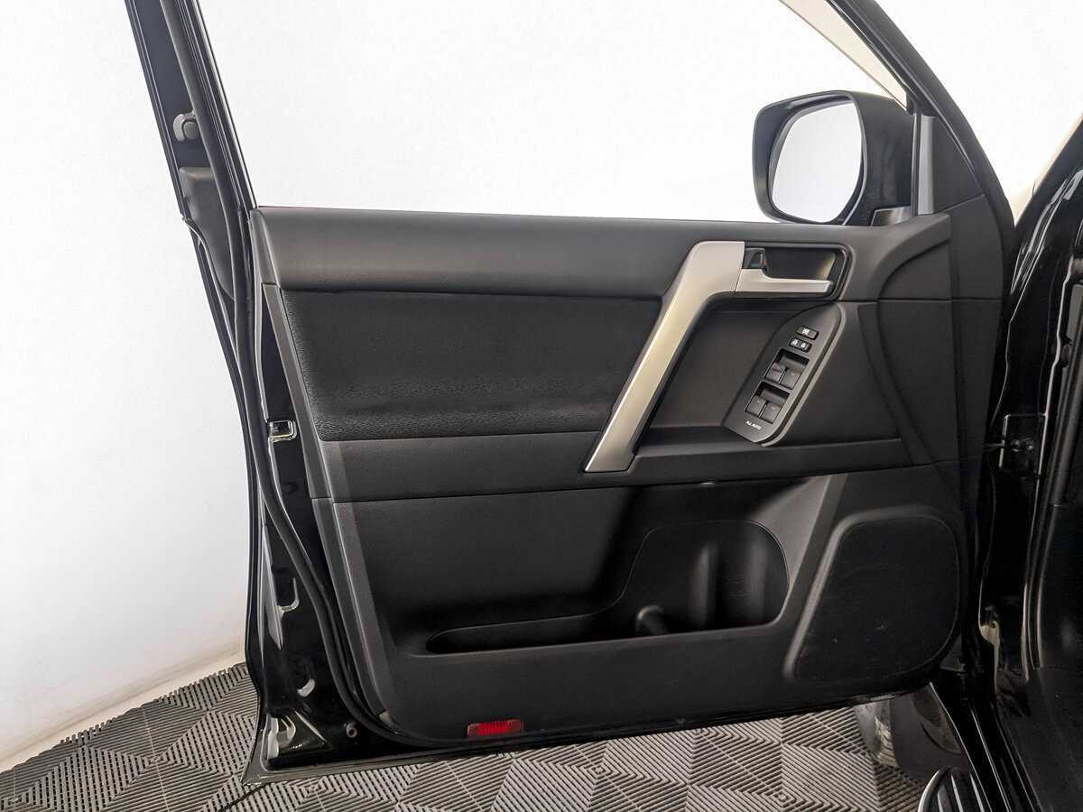 Купить Toyota Land Cruiser Prado, 2021, 57 047 км, фото №17