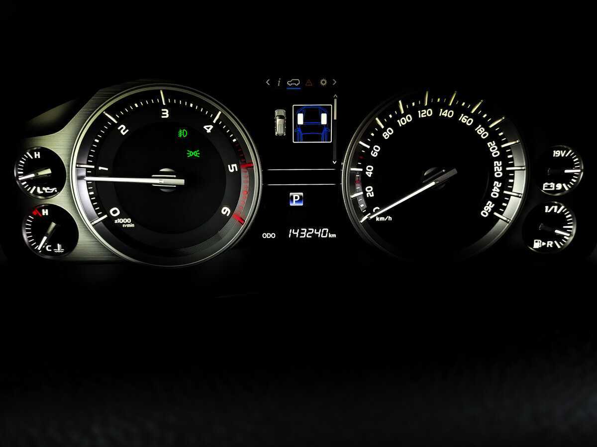 Купить Toyota Land Cruiser, 2019, 143 168 км, фото №13