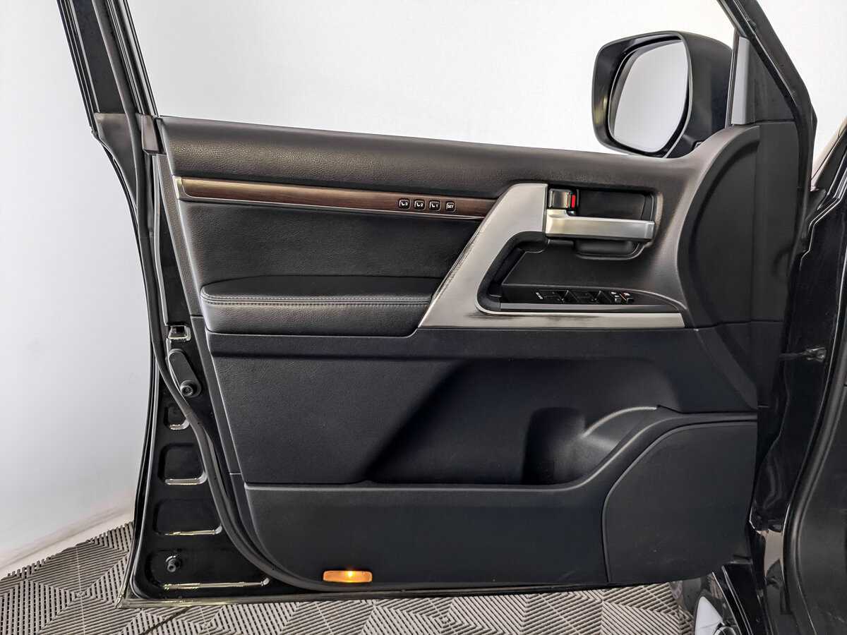 Купить Toyota Land Cruiser, 2019, 143 168 км, фото №19
