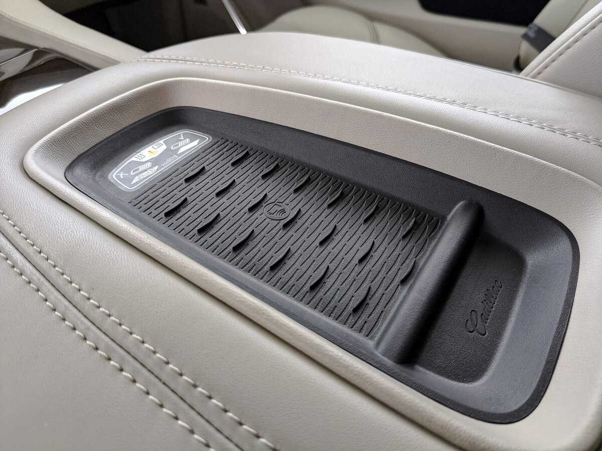 Купить Cadillac Escalade, 2016, 51 527 км, фото №27