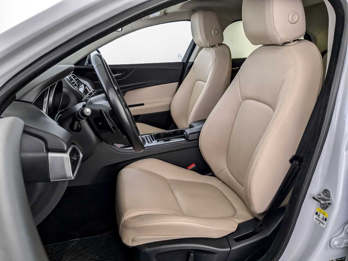 Купить Jaguar XE, 2017, 98 697 км, фото №20