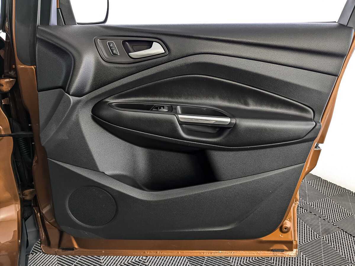 Купить Ford Kuga, 2014, 115 647 км, фото №25