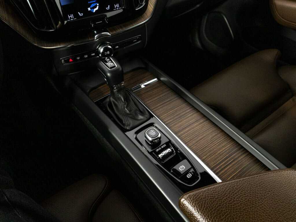 Купить Volvo XC60, 2021, 108 792 км, фото №21