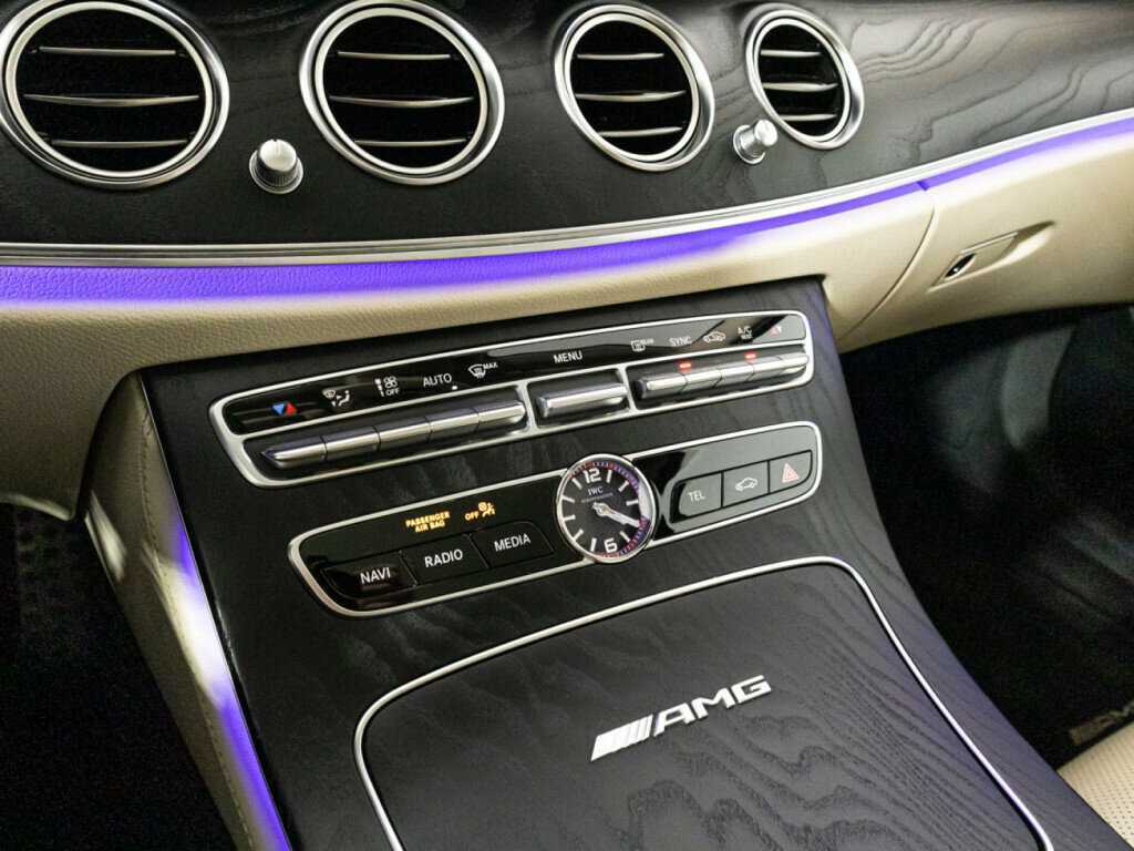 Купить Mercedes-Benz E-Класс AMG 63 AMG S, 2018, 123 956 км, фото №19