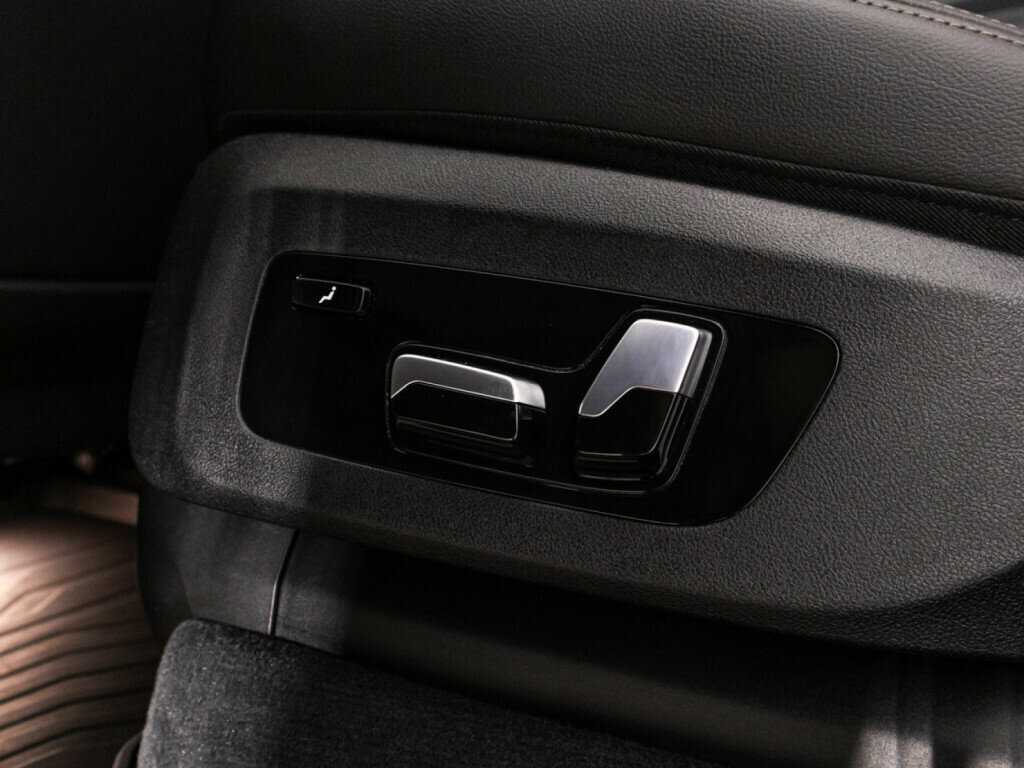 Купить BMW X7 40i, 2020, 73 917 км, фото №30