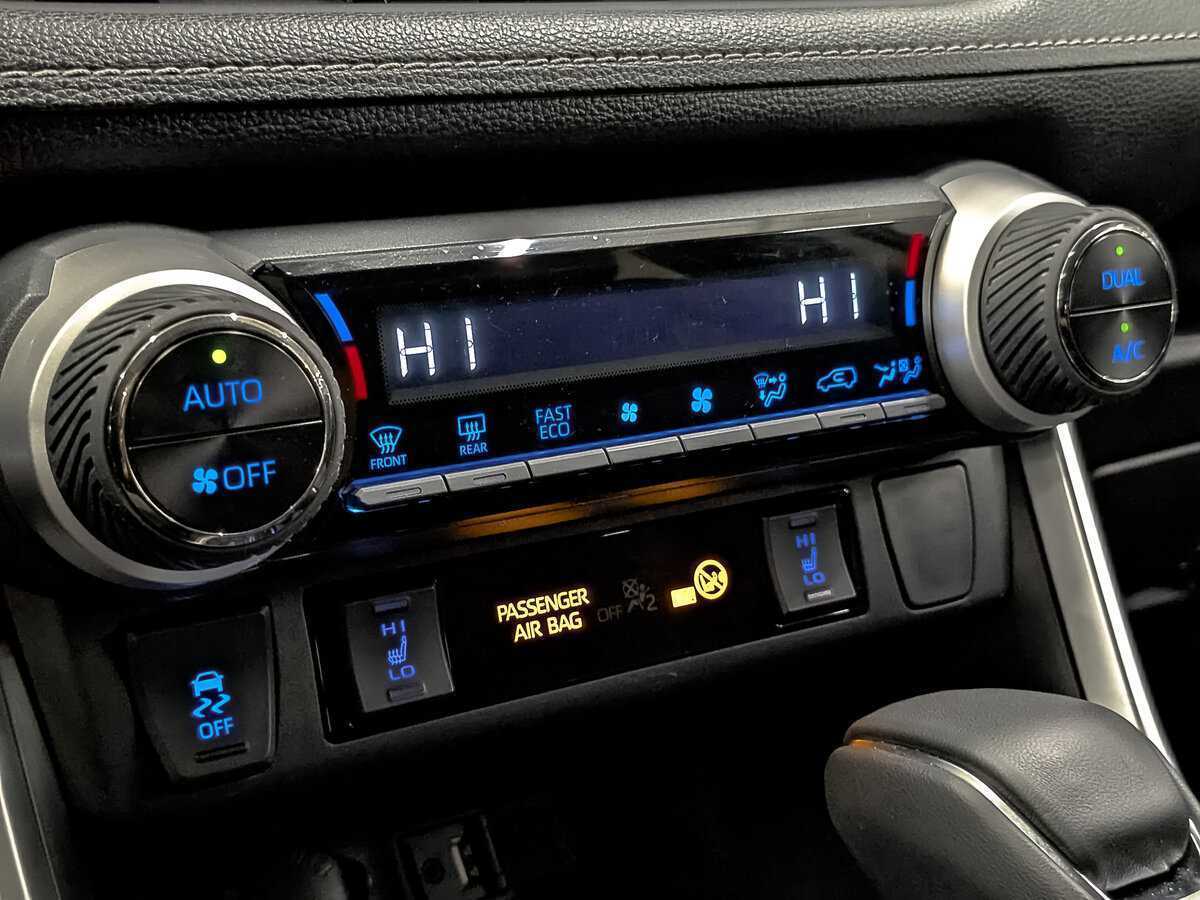 Купить Toyota RAV4, 2020, 60 500 км, фото №25