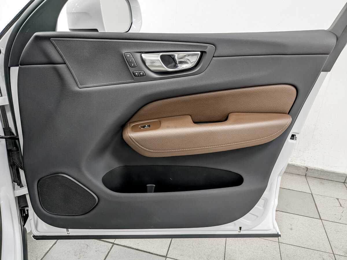 Купить Volvo XC60, 2021, 46 557 км, фото №22