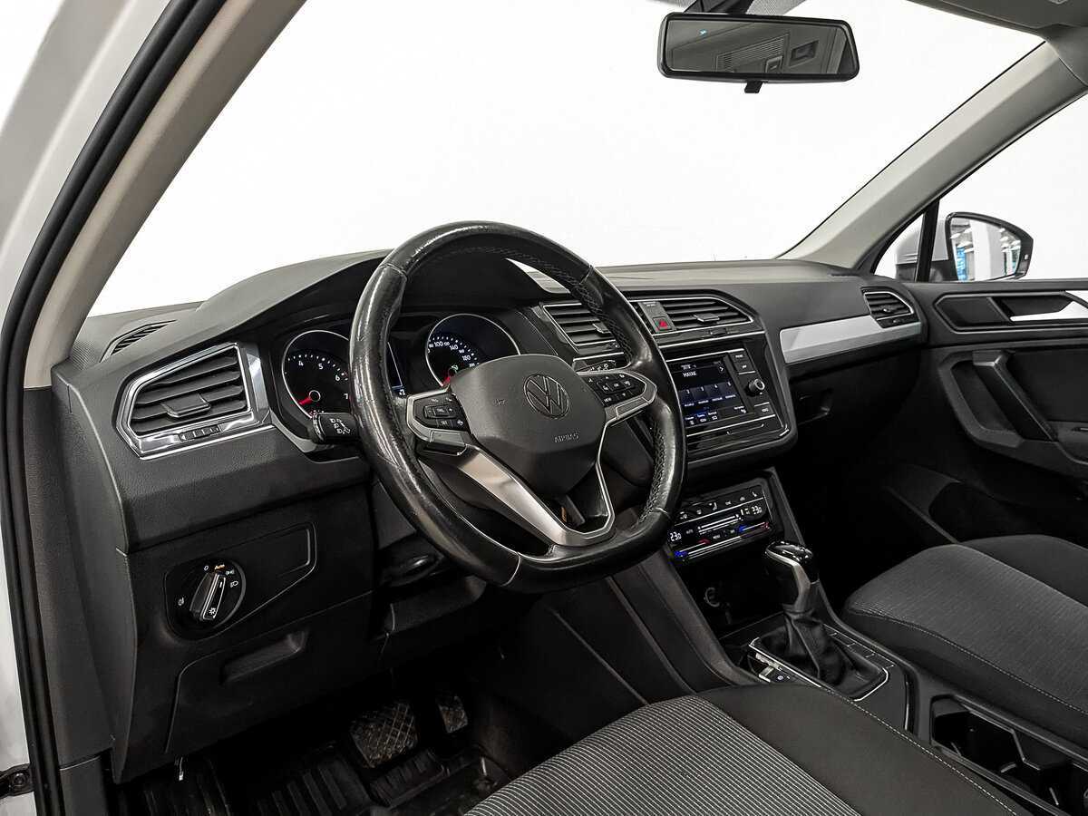 Купить Volkswagen Tiguan, 2021, 155 186 км, фото №13
