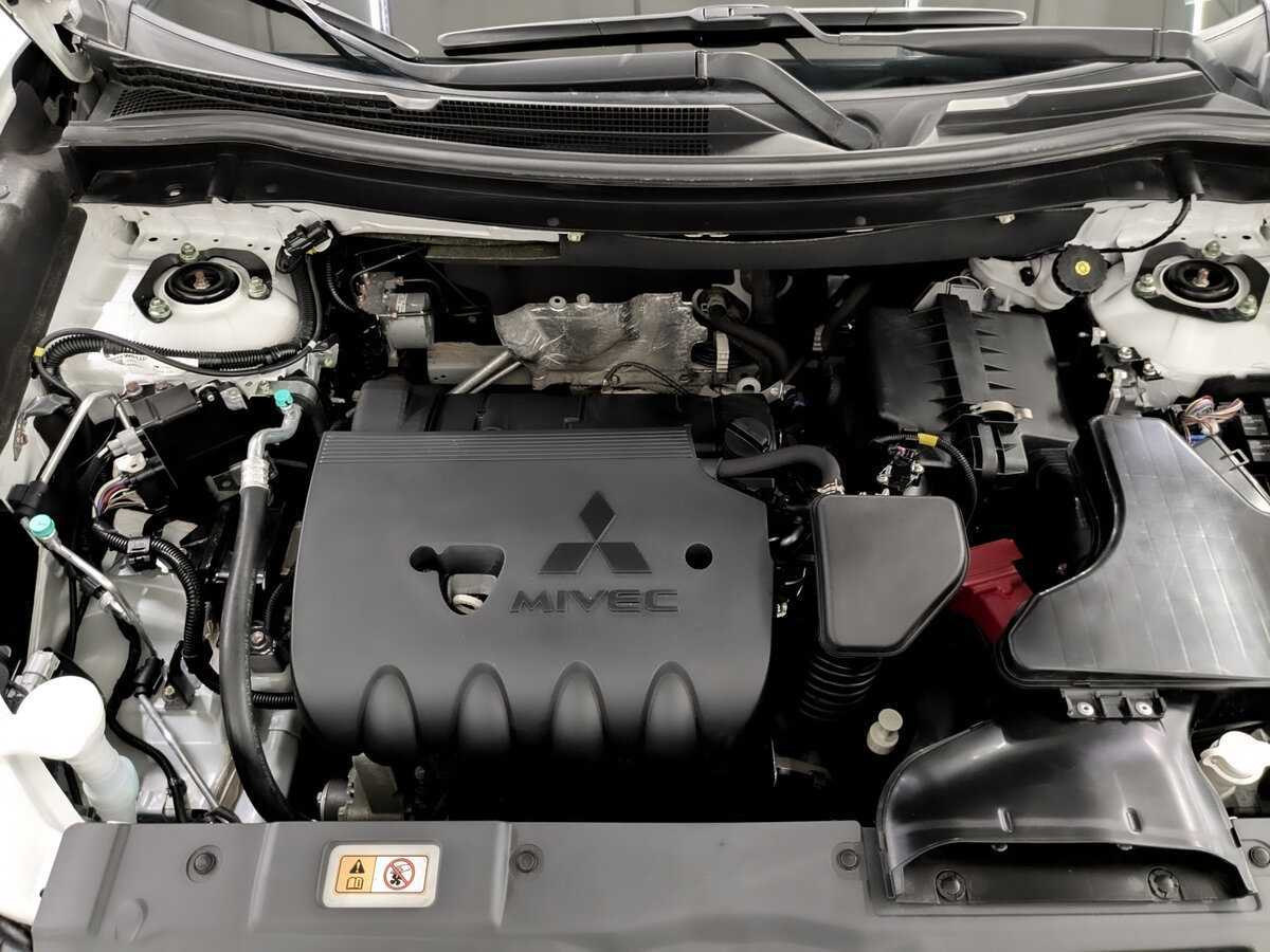 Купить Mitsubishi Outlander, 2022, 8 874 км, фото №9