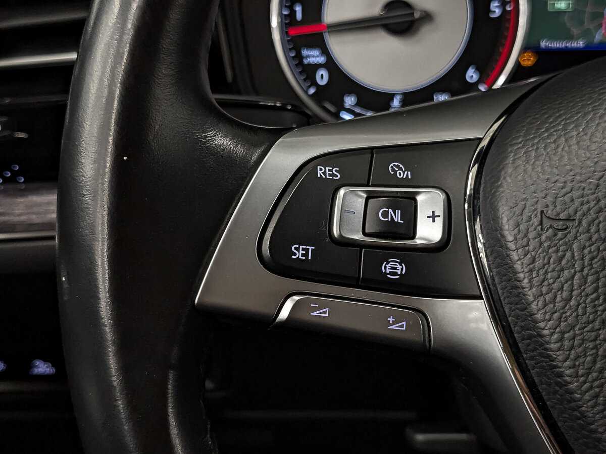 Купить Volkswagen Touareg, 2018, 91 783 км, фото №27