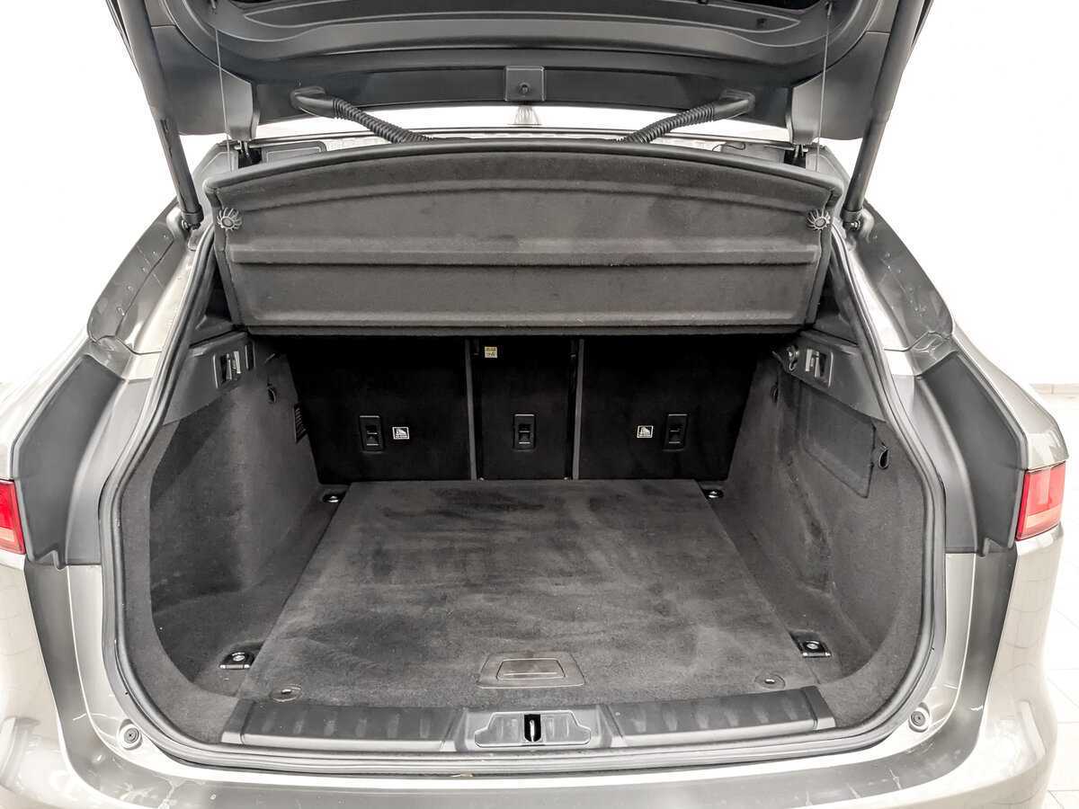 Купить Jaguar F-Pace, 2018, 77 584 км, фото №10