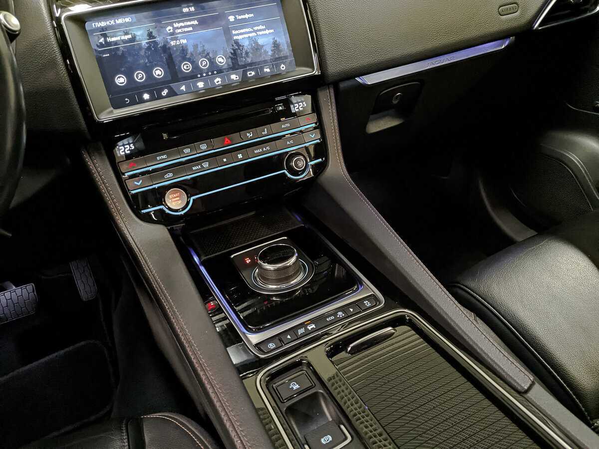 Купить Jaguar F-Pace, 2018, 113 874 км, фото №24