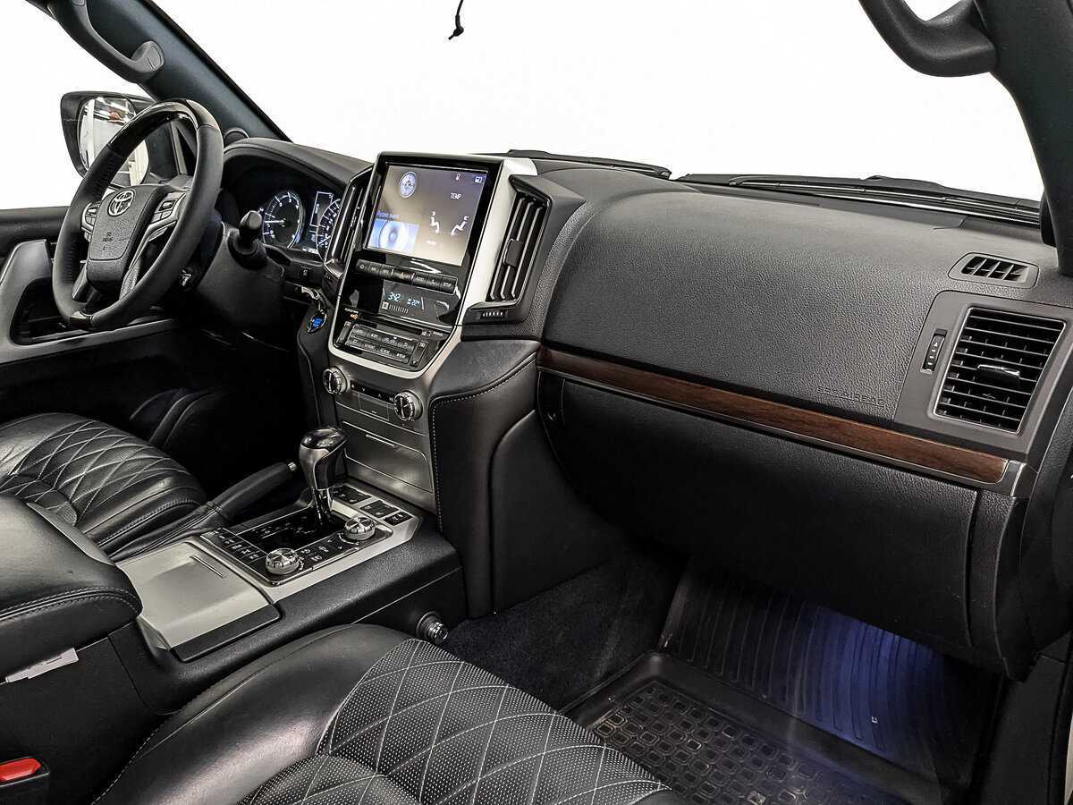 Купить Toyota Land Cruiser, 2017, 125 625 км, фото №10