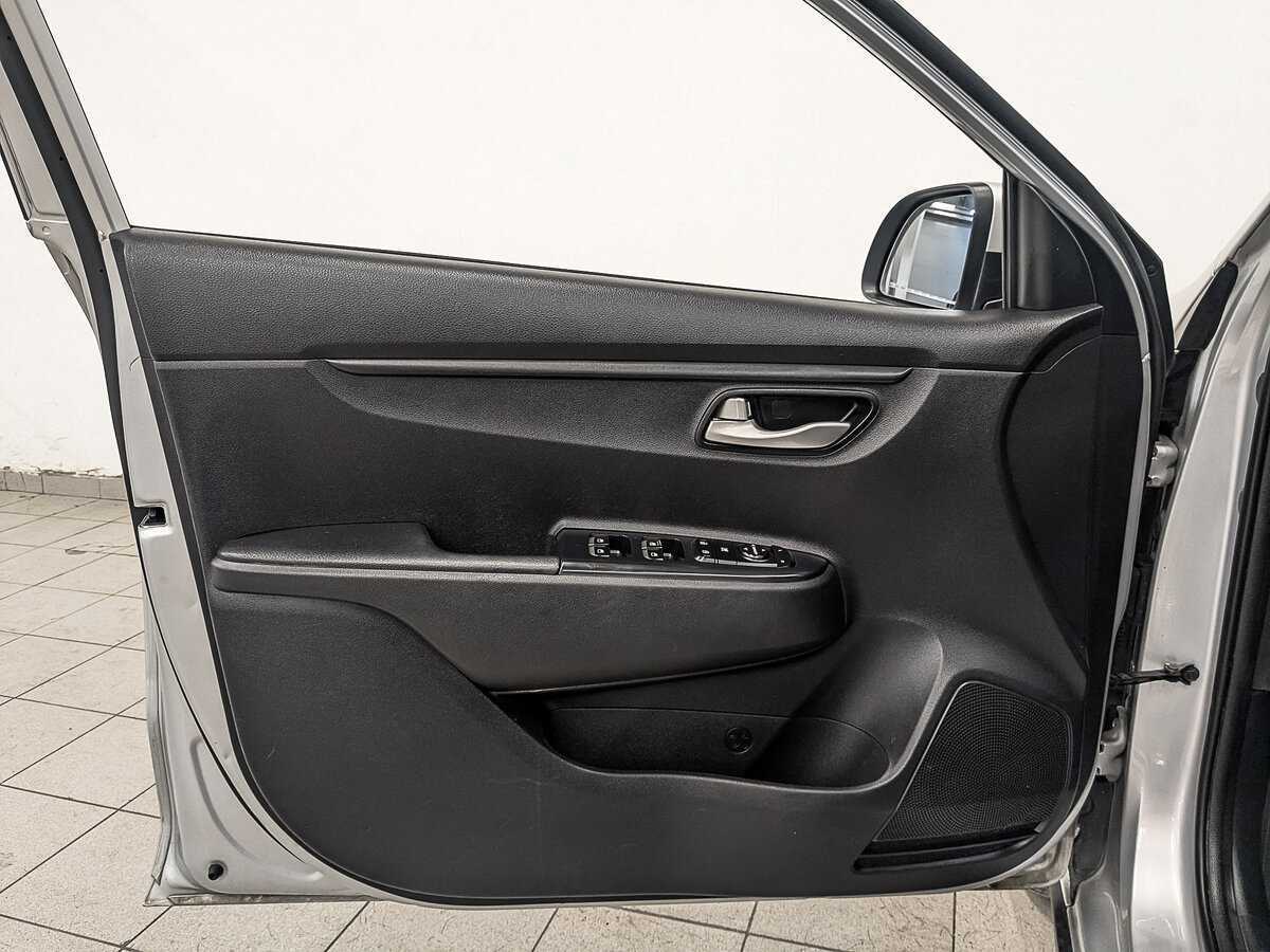 Купить Kia Rio X-Line, 2020, 188 971 км, фото №19