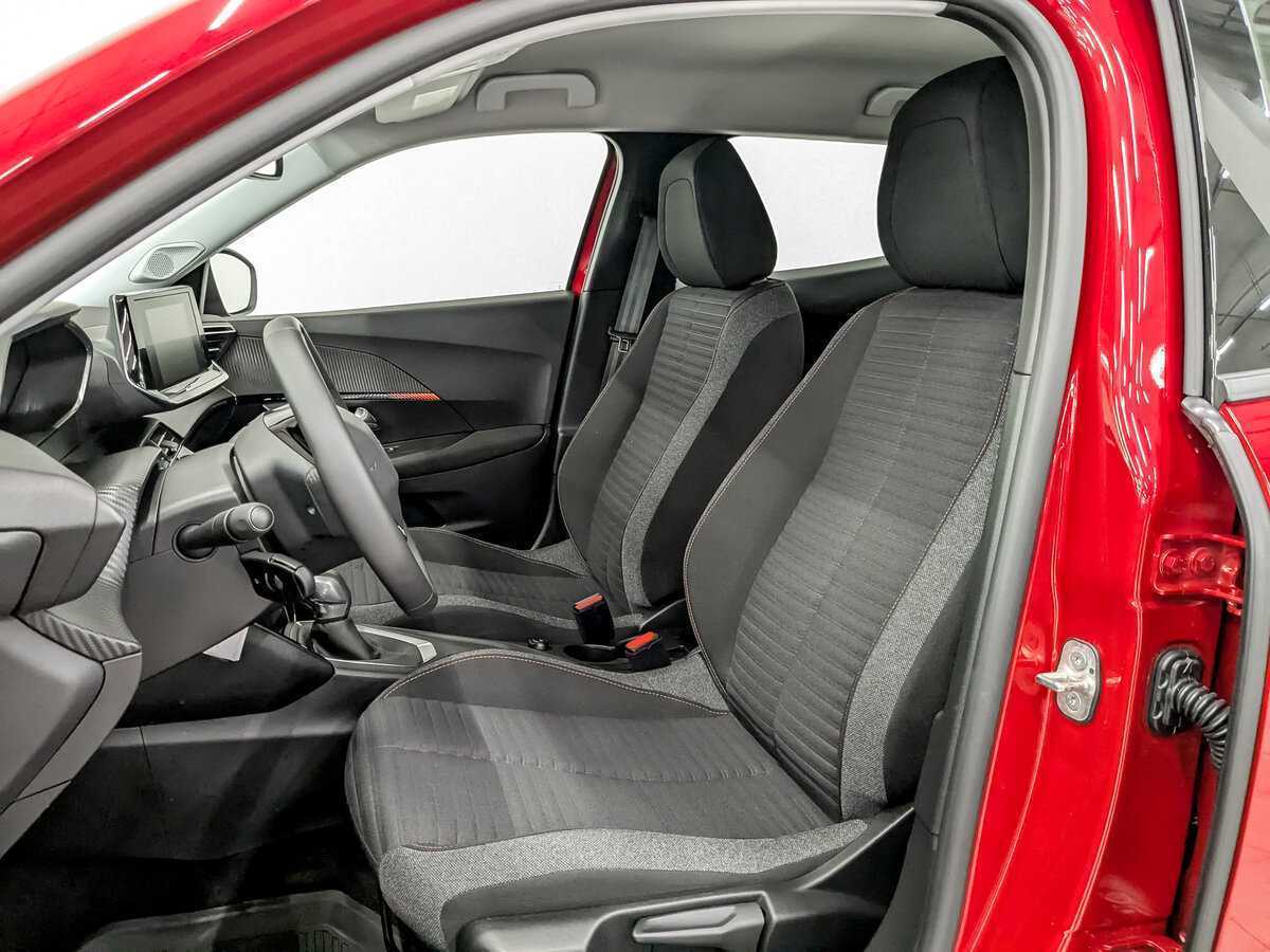 Купить Peugeot 2008 6AT, 2022, 16 797 км, фото №18