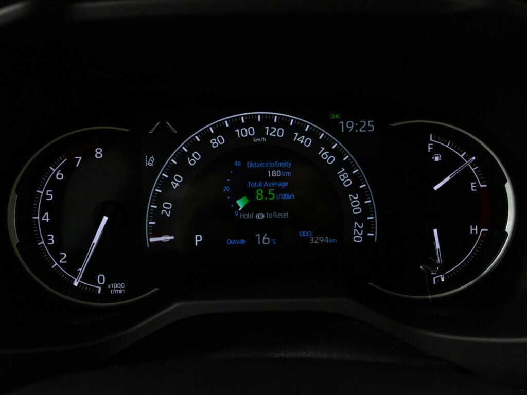 Купить Toyota RAV4, 2022, 3 292 км, фото №12