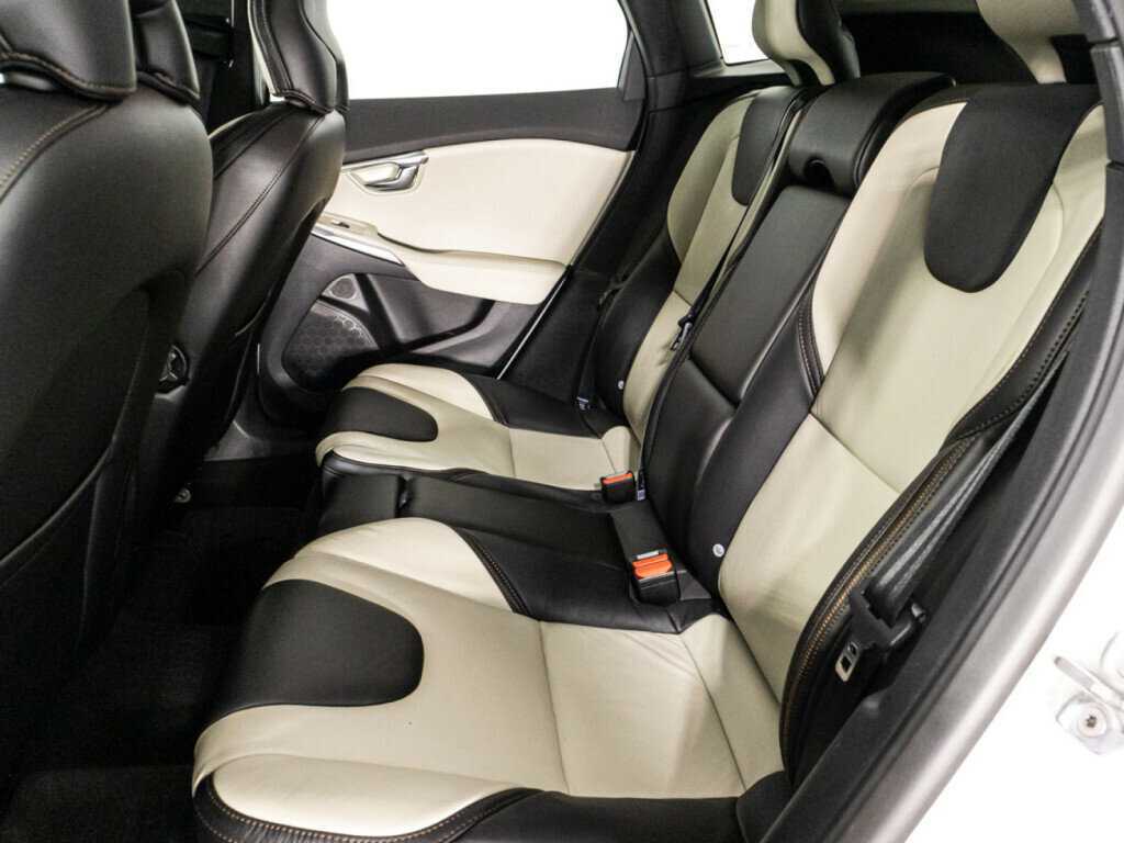 Купить Volvo V40 Cross Country, 2019, 68 202 км, фото №10