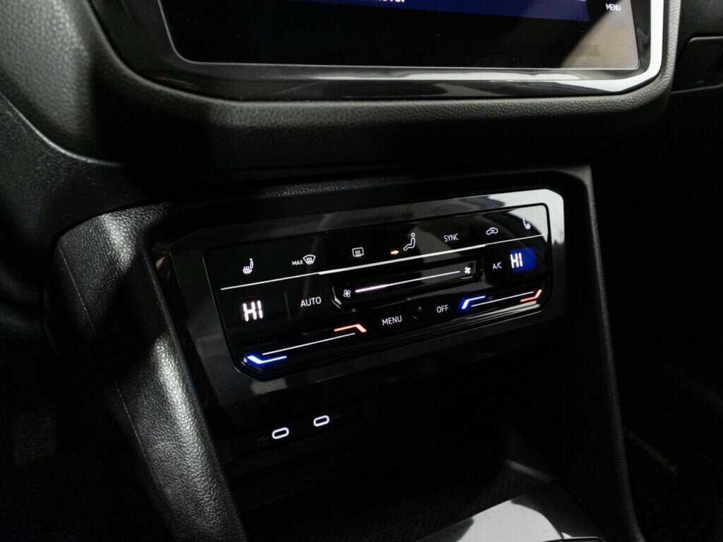 Купить Volkswagen Tiguan, 2022, 29 038 км, фото №19