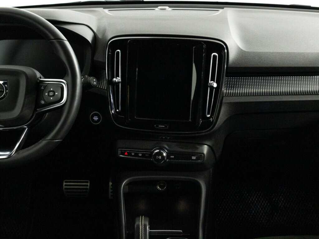 Купить Volvo XC40, 2021, 86 589 км, фото №14