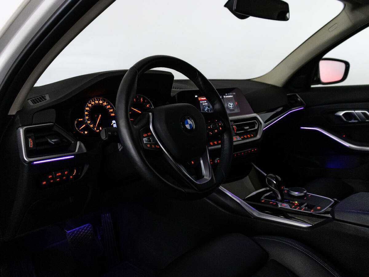 Купить BMW 3 серии 318d, 2020, 73 969 км, фото №24