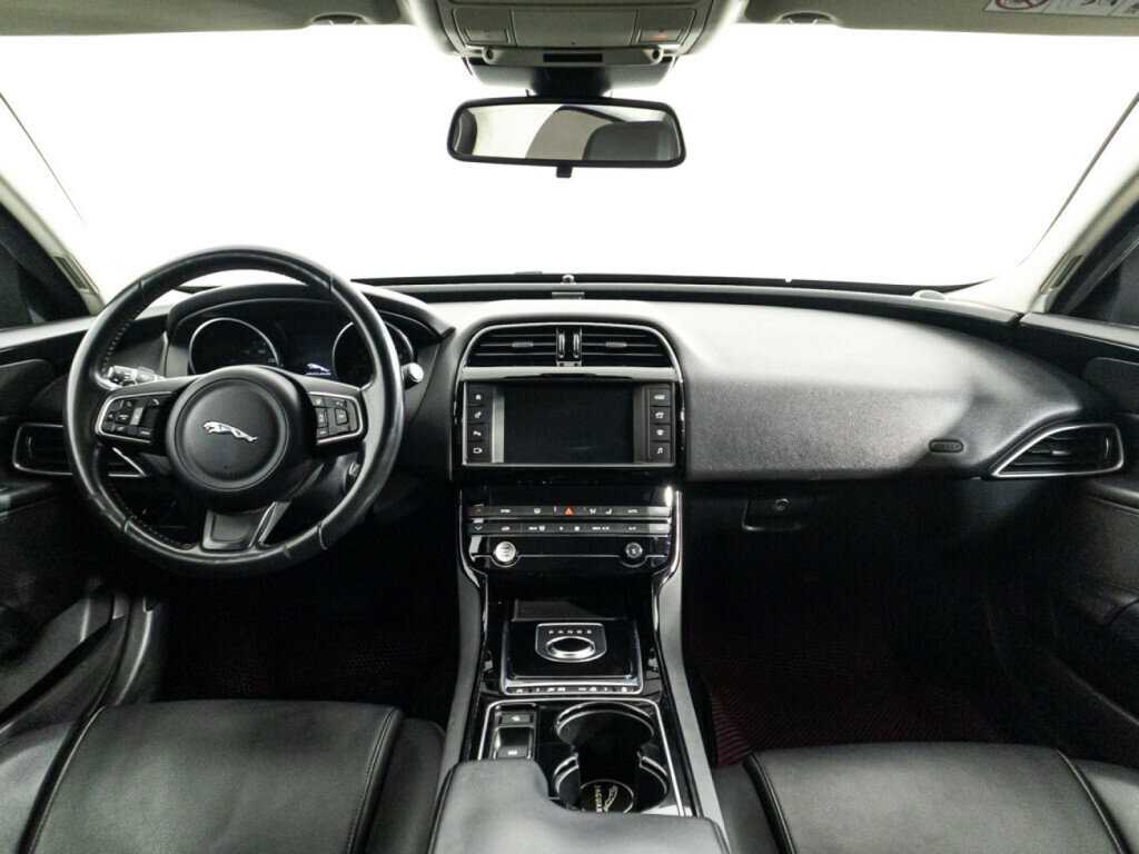 Купить Jaguar XE, 2017, 162 965 км, фото №13