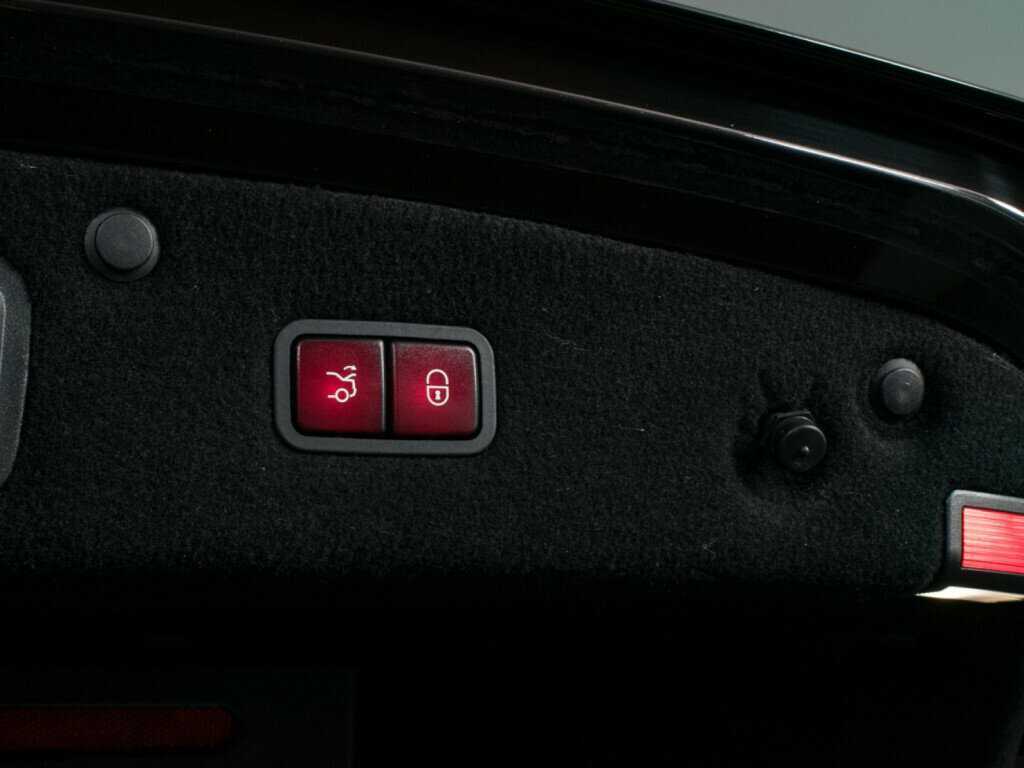 Купить Mercedes-Benz S-Класс AMG 63 AMG, 2015, 96 000 км, фото №5