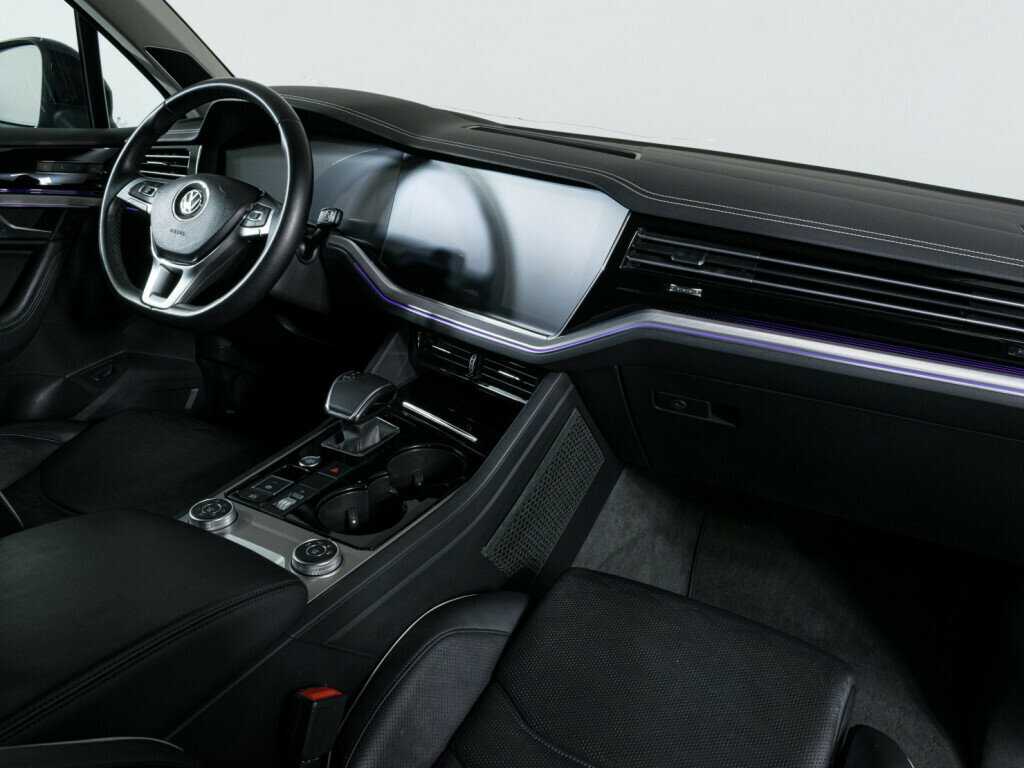 Купить Volkswagen Touareg, 2019, 157 305 км, фото №12