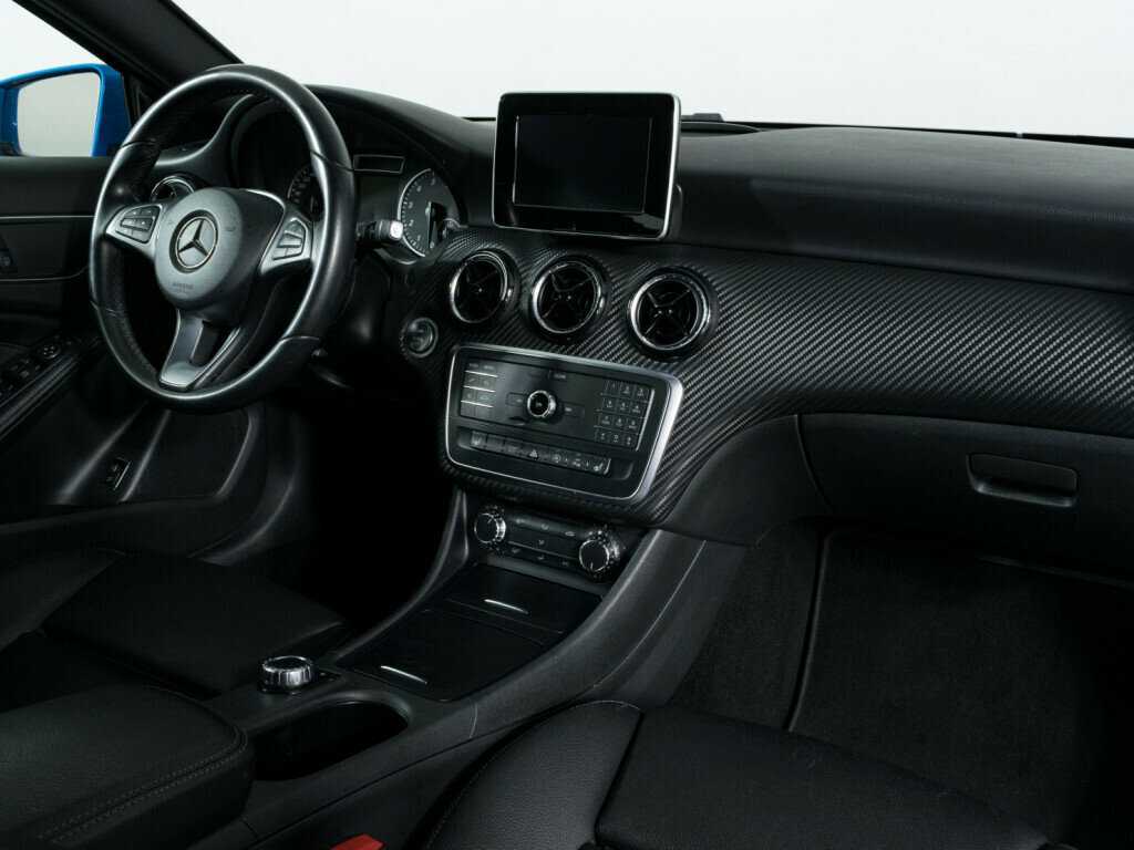 Купить Mercedes-Benz GLA 200, 2016, 159 311 км, фото №9
