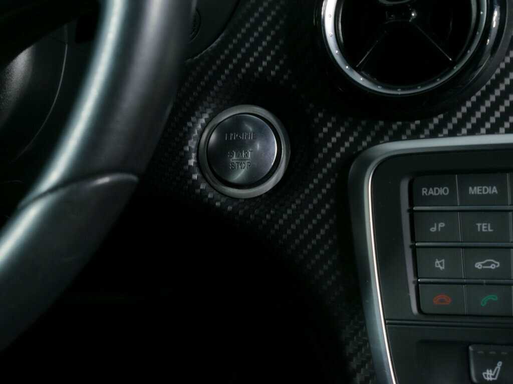 Купить Mercedes-Benz GLA 200, 2016, 159 311 км, фото №14