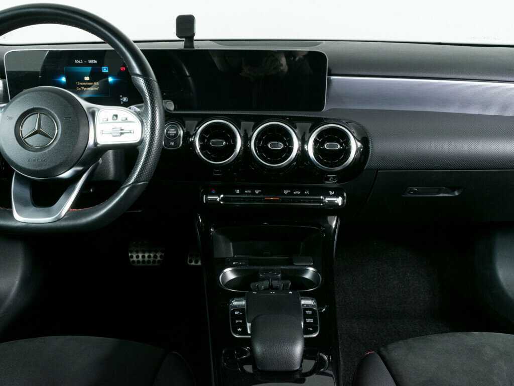 Купить Mercedes-Benz A-Класс 200, 2018, 60 000 км, фото №9