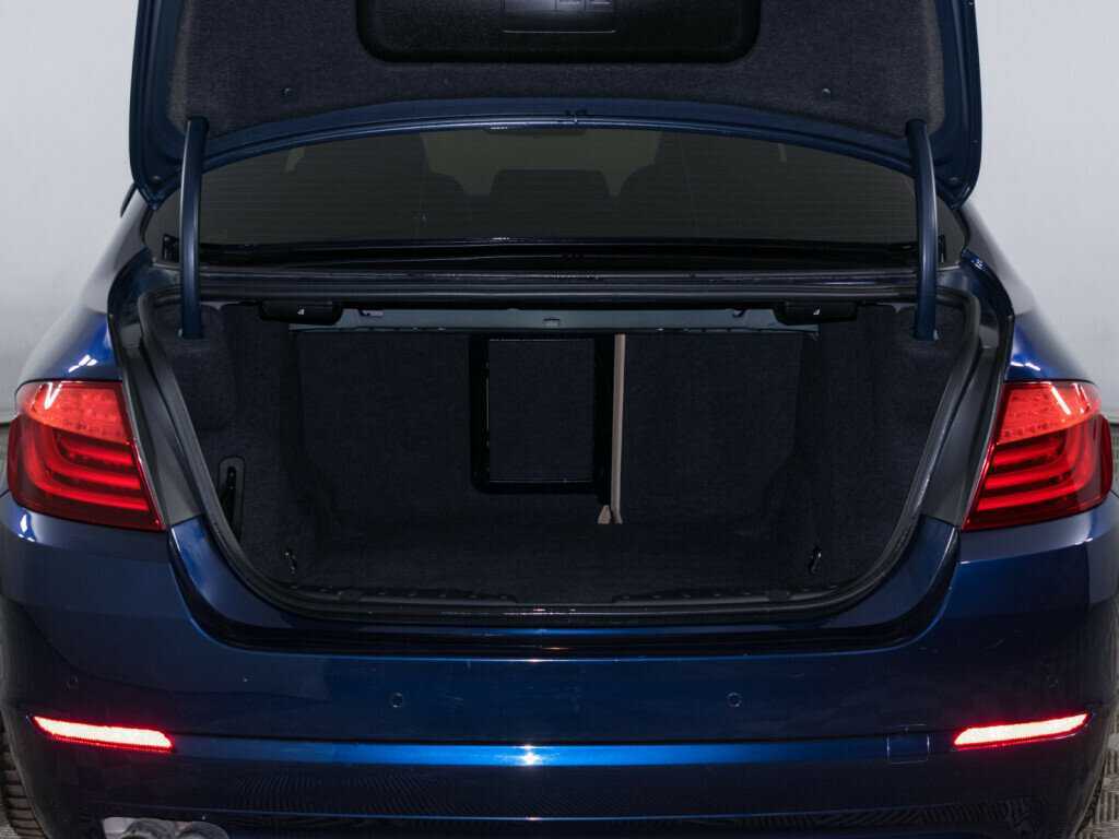 Купить BMW 5 серии 530d xDrive, 2011, 252 254 км, фото №7