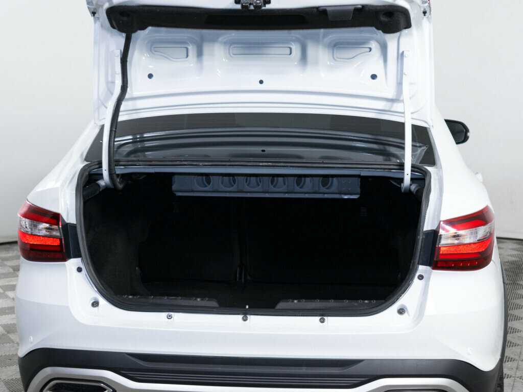 Купить Lada (ВАЗ) Vesta Cross, 2023, 13 577 км, фото №7