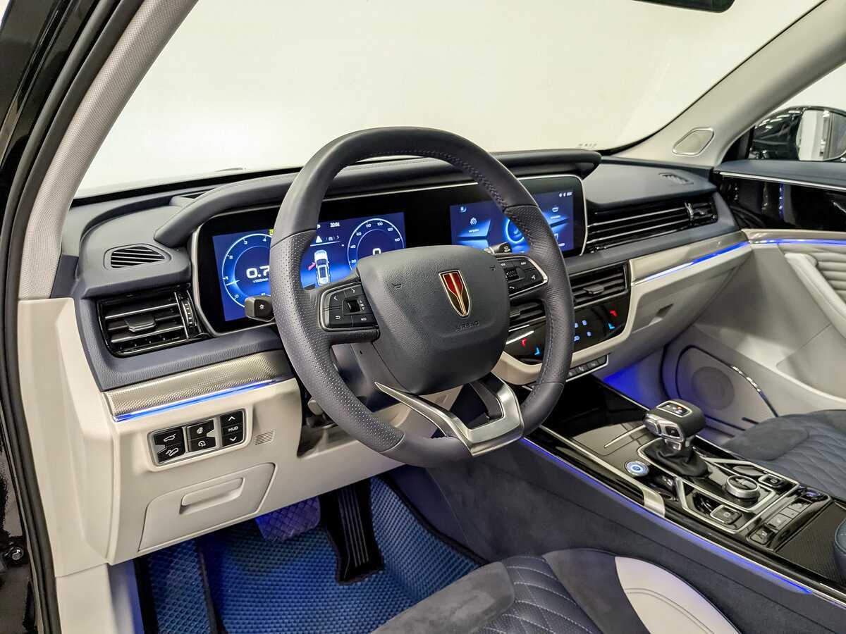 Купить Hongqi HS5, 2024, 3 580 км, фото №16